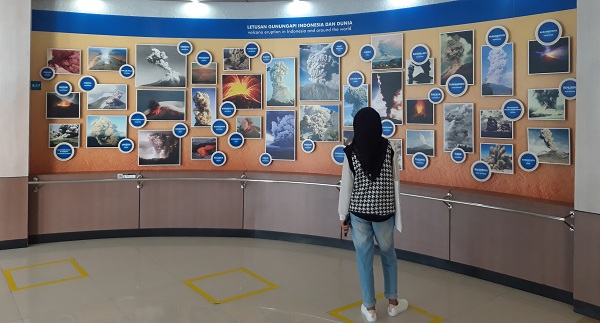 Belajar Beragam Informasi Kegunungapian