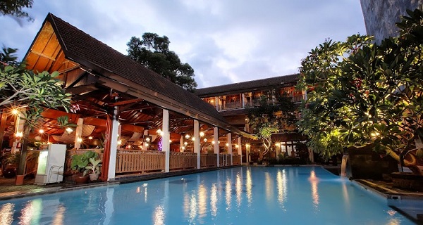 Hotel Paku Mas Ambarukmo