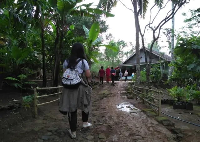 Jalan-jalan di Kampung Pitu