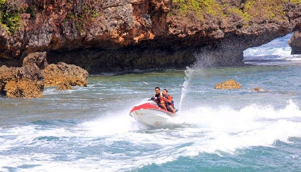 Jetski Pantai Indrayanti