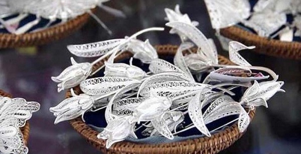 Kerajinan Perak Bali