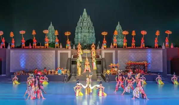 Pertunjukan Seni Tari Candi Prambanan