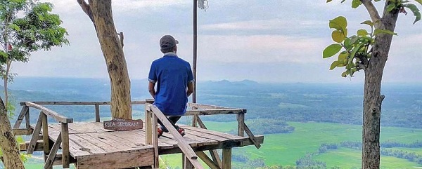 Puncak Kuda Sembrani