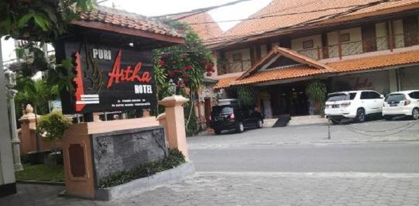 Puri Artha Hotel