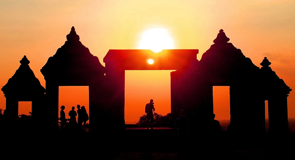 Sunset Di Candi Ratu Boko