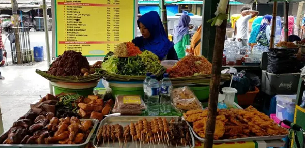 Wisata Kuliner Di Pasar Beringharjo