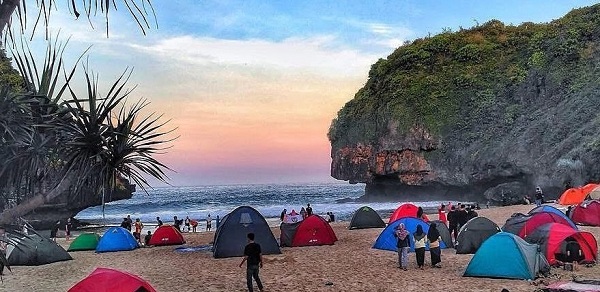 70 Tempat Wisata Gunung Kidul Terbaru Paling Hits Pantai Greweng