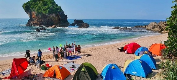 70 Tempat Wisata Gunung Kidul Terbaru Paling Hits Pantai Jungwok