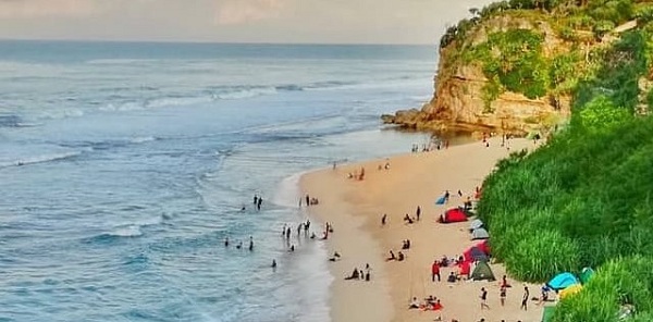 70 Tempat Wisata Gunung Kidul Terbaru Paling Hits Pantai Sanglen