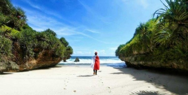 70 Tempat Wisata Gunung Kidul Terbaru Paling Hits Pantai Srakung